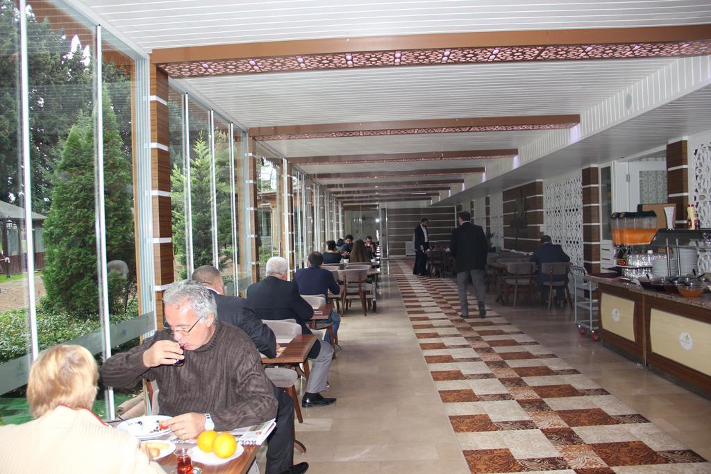Seka Park Hotel Izmit Buitenkant foto